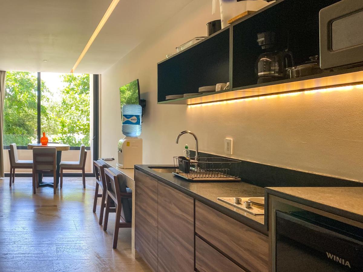 Big Studio At Kaab By The Beach With Roof Top Pool, Sauna And Jacuzzi Near Paseo Del Carmen Mall Playa del Carmen Eksteriør bilde